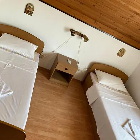 Vendégház Mir 3*
